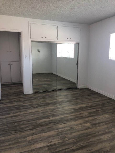 Building Photo - Spacious Beautiful North Park 1 Bed / 1 Bath with Pool