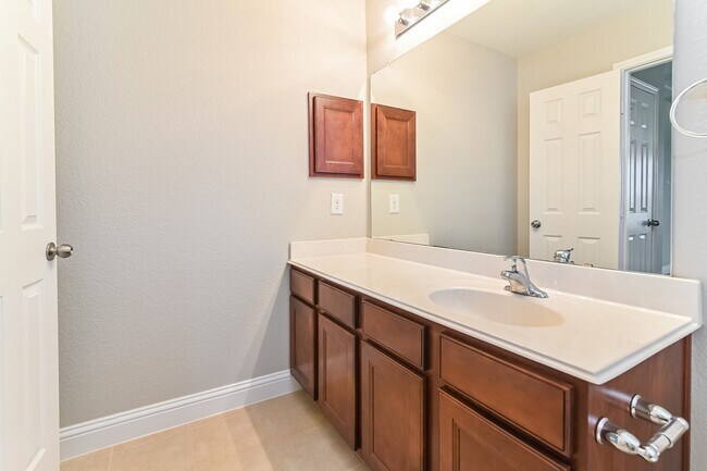 Building Photo - 26108 Knights Tower Ct