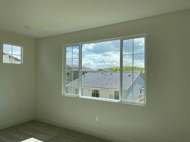 Building Photo - Gorgeous 4-Bedroom Home in Prime Antioch L...