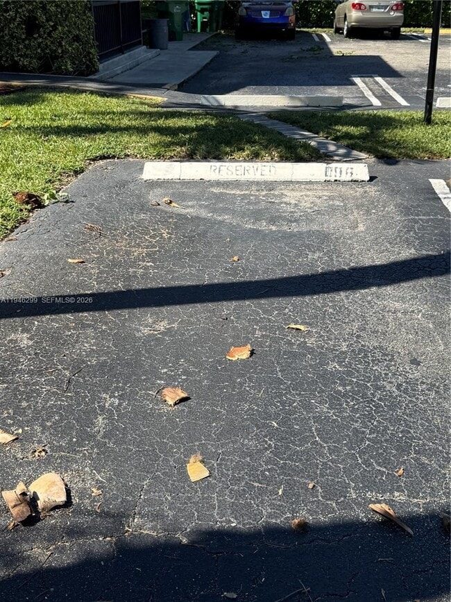 Building Photo - 8900 W Sample Rd