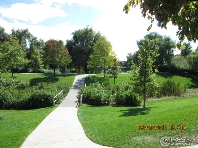 Building Photo - 5225 White Willow Dr