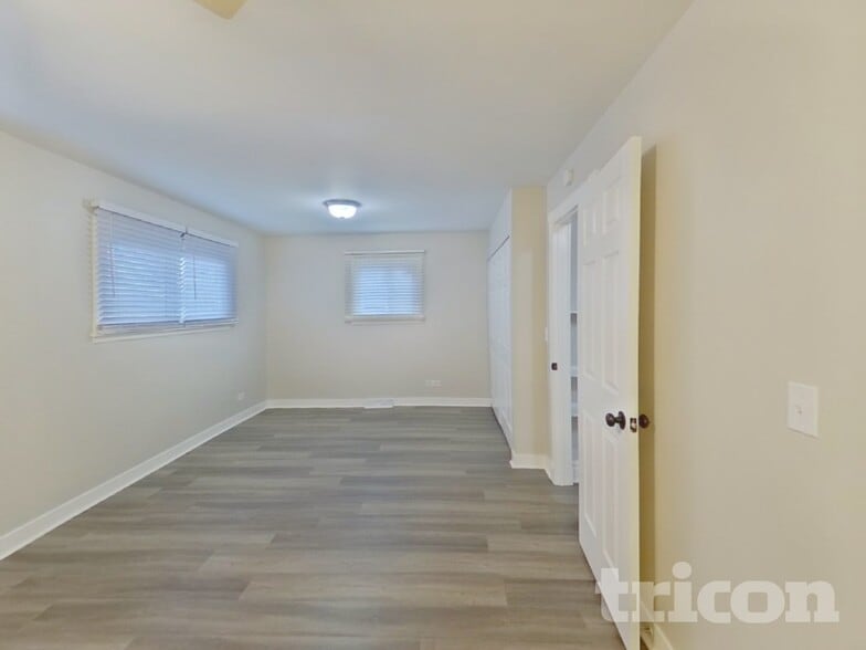 Building Photo - 15202 Highland Ave