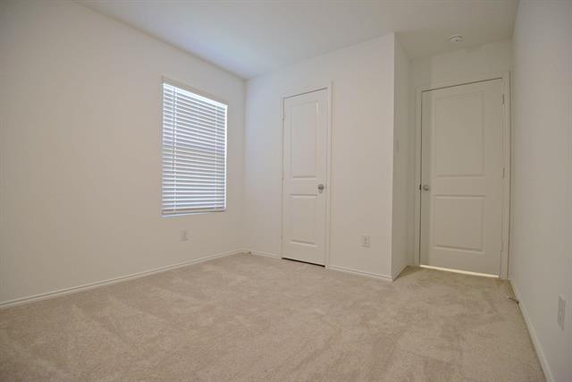 Building Photo - 14133 Aberavon Dr