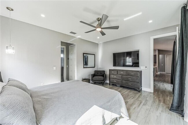 Building Photo - 4618 Catalina Ln