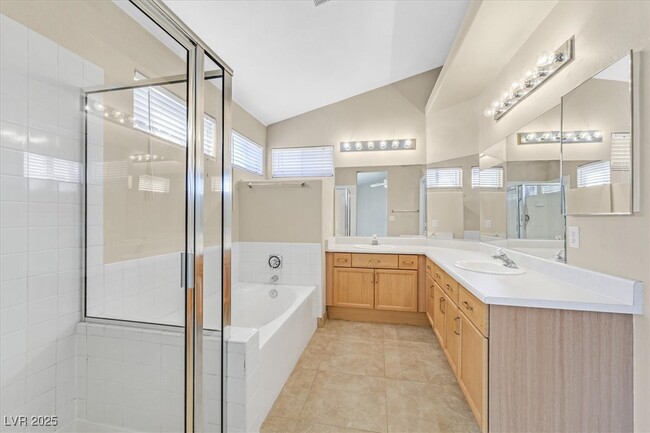 Building Photo - 4533 Bescano Dr