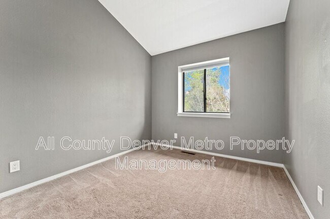 Building Photo - 8787 Allison Dr