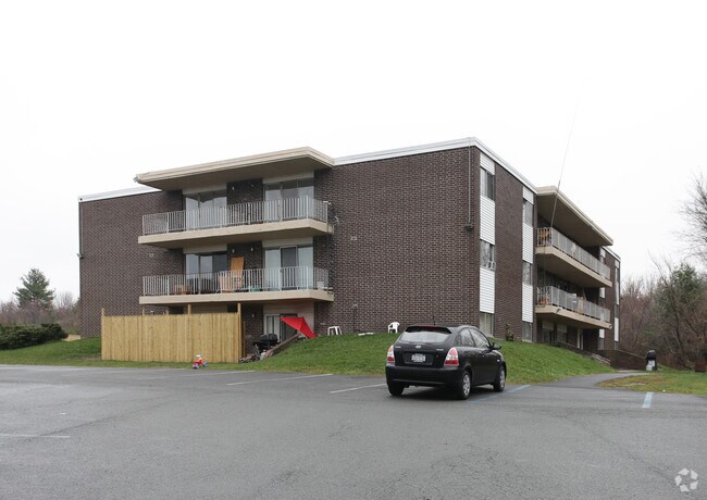 Pinetree Apartments Nassau Ny Apartment Finder