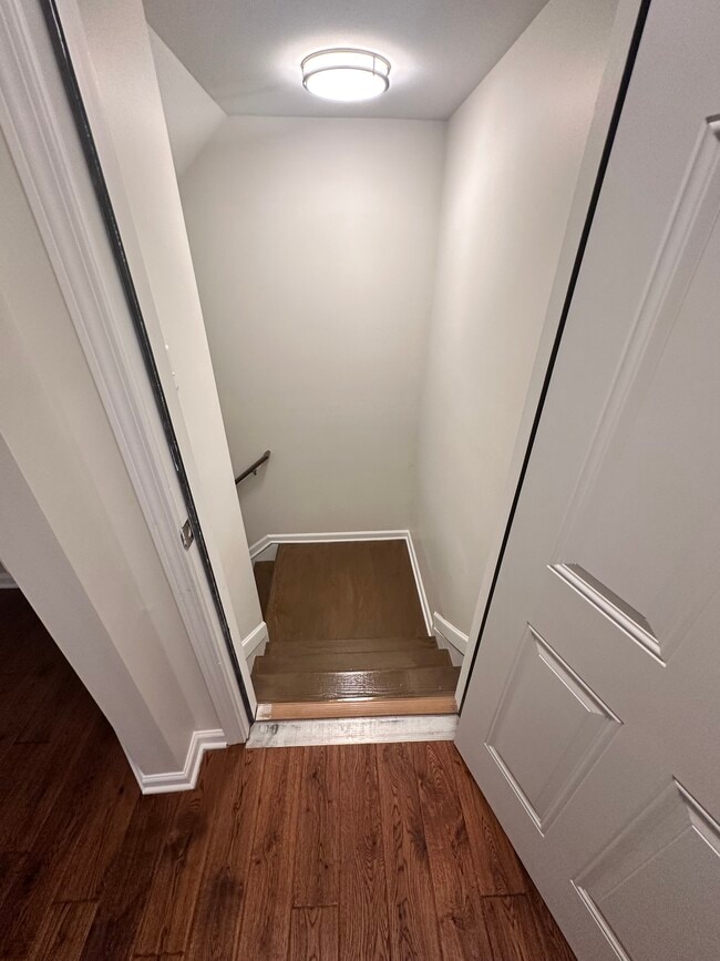 Building Photo - 1624 Caswell Pkwy