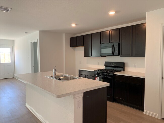 Building Photo - 18118 Rockvine Dr