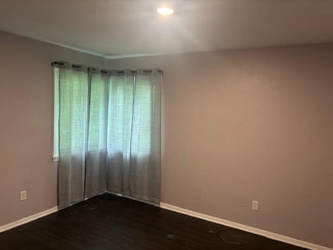 Building Photo - 4 Bedroom Home in Sartell on the Mississip...