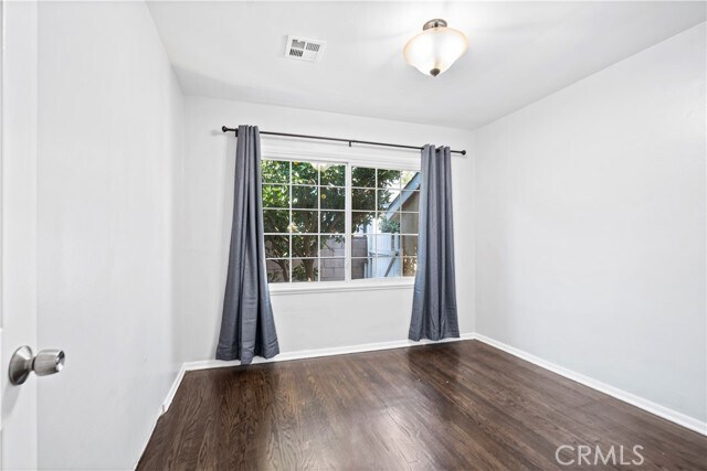 Building Photo - 7721 Oakdale Ave