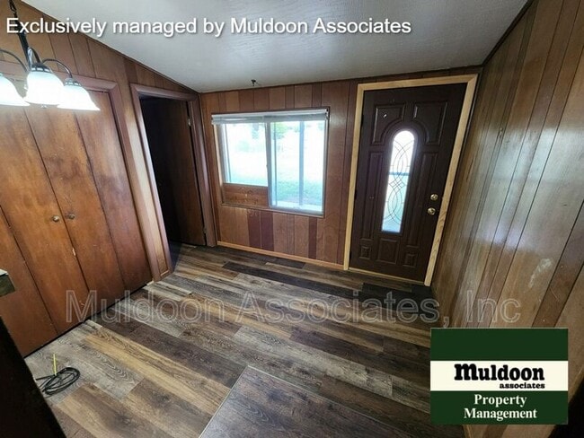 Building Photo - 1724 Cypress St