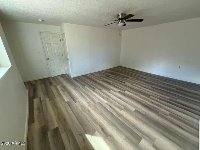 Building Photo - 1258 E 15th St