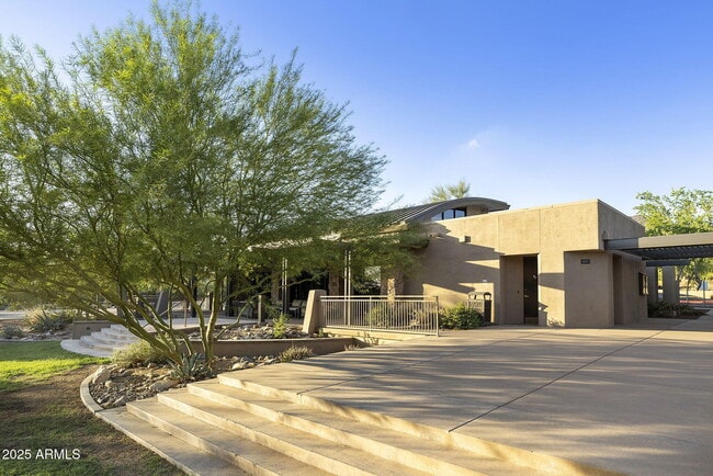 Building Photo - 11489 E Raintree Dr