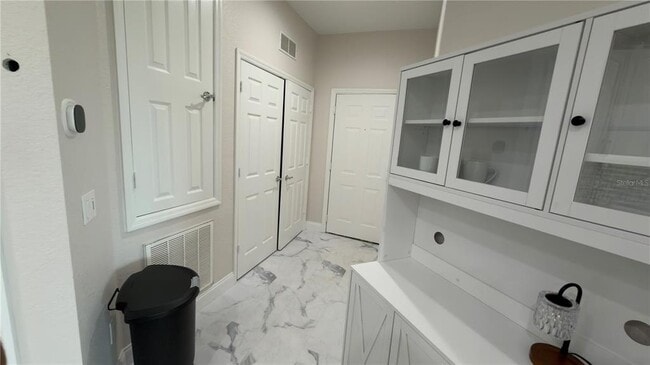 Building Photo - 6466 Cava Alta Dr