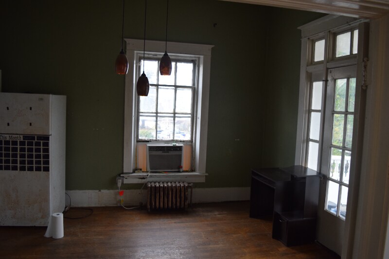 Building Photo - 633 N Ocoee St