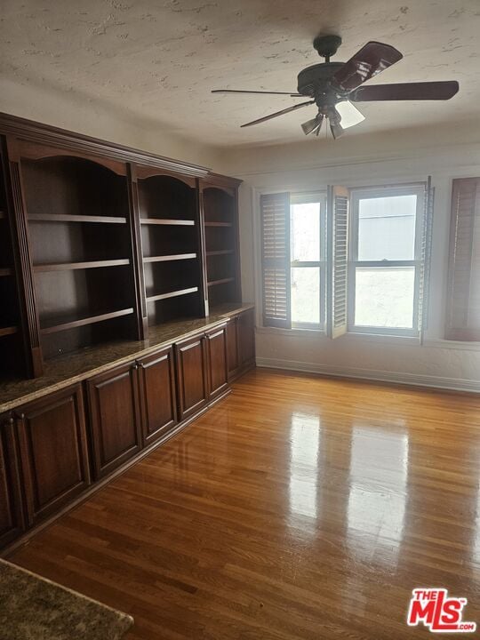 Building Photo - 122 N Detroit St