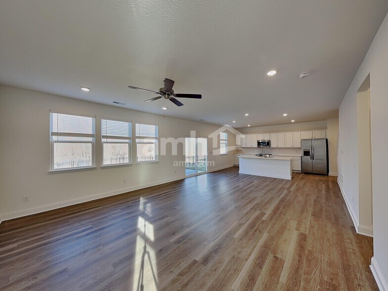 Building Photo - 206 Deanscroft Dr