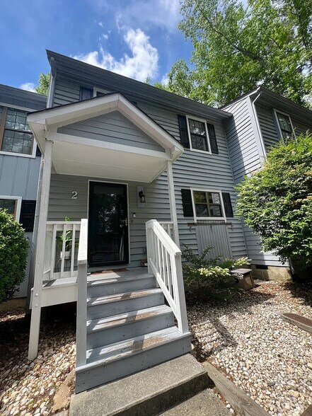 Building Photo - Room in Townhome on Willow Bridge Dr