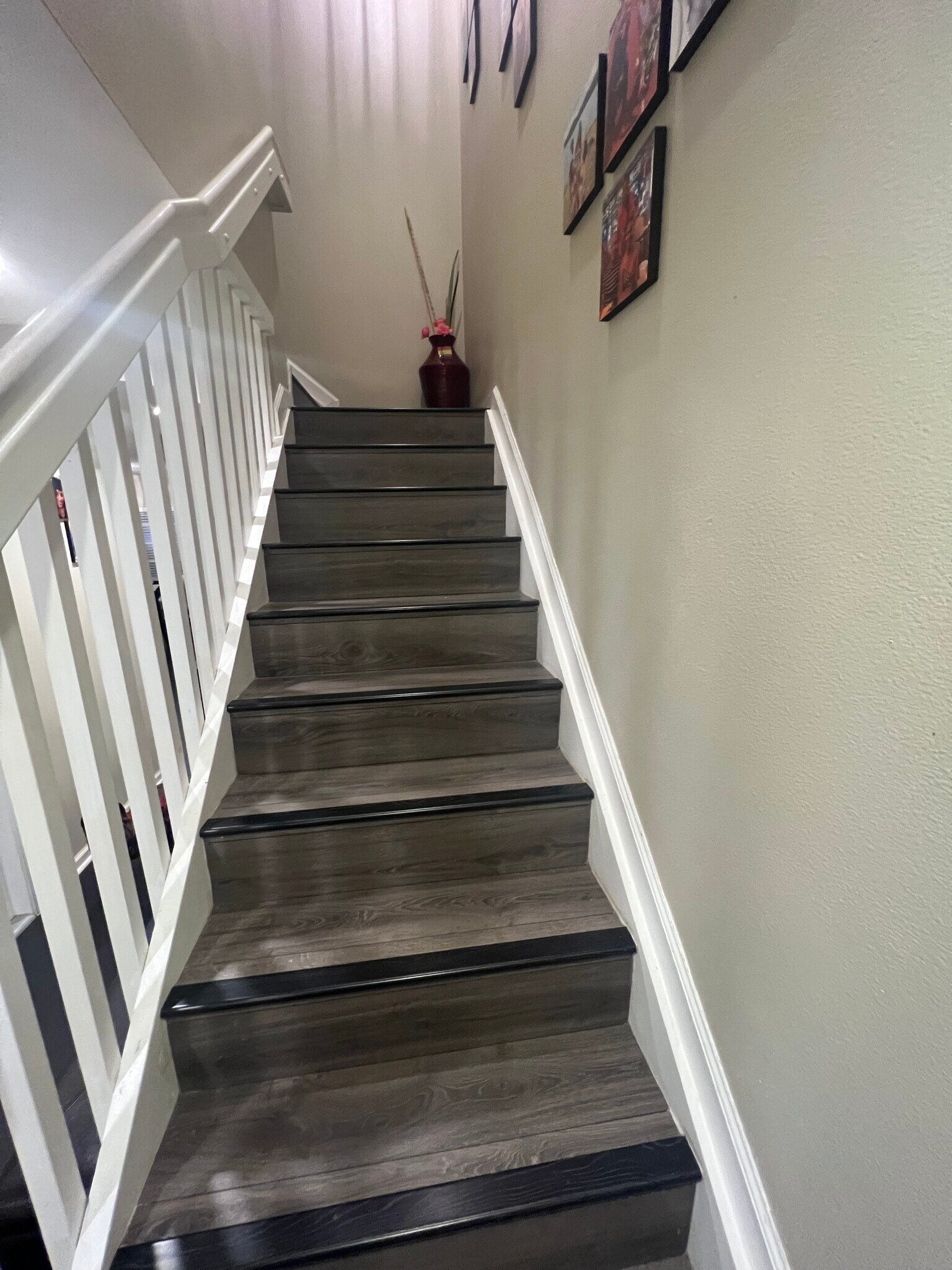 Stairs - 1359 Avon Ln