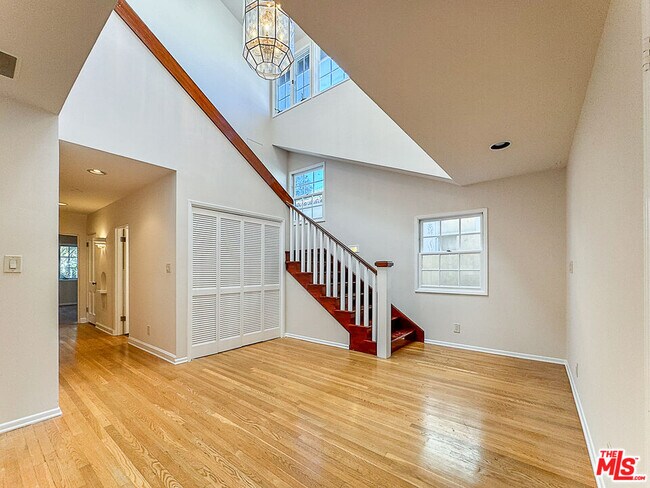 Building Photo - 2445 22nd St