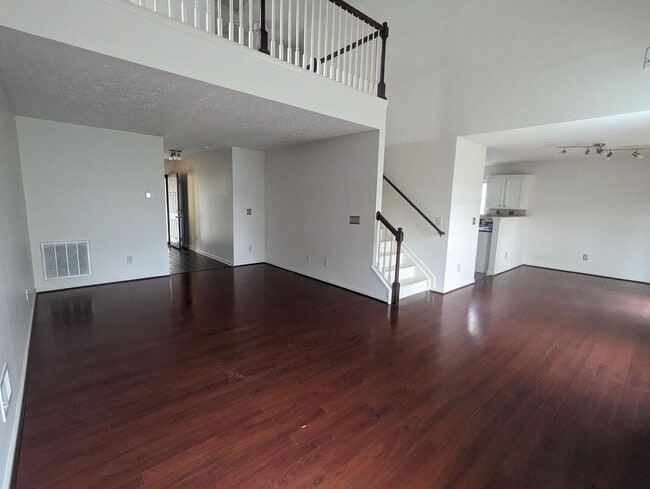 Building Photo - 2349 Lonan Ct