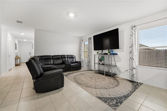 Building Photo - 1408 Yachtclub Dr
