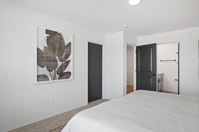 Building Photo - The Reserve on 29th Townhomes