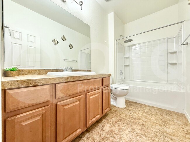 Building Photo - 4559 S Antonio