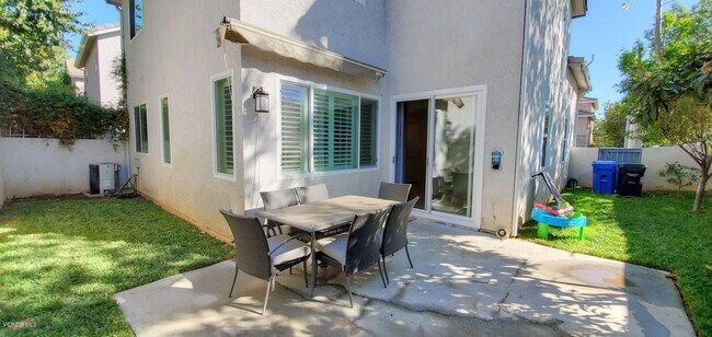 Building Photo - 5463 Avignon Ct