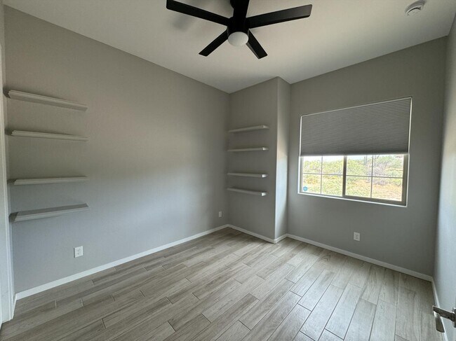 Building Photo - 27309 N 136th St