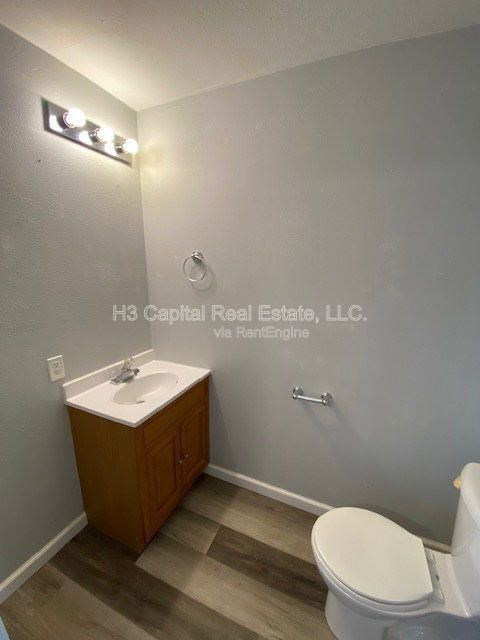 Building Photo - 1400 30th St