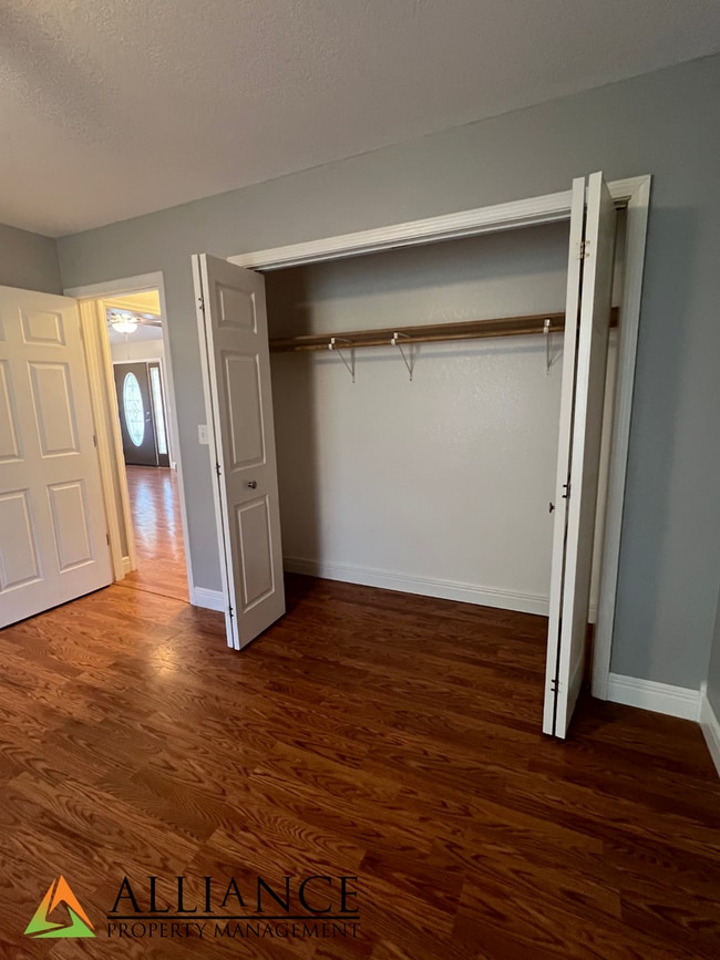 Building Photo - NEWLY PAINTED! Walk Out Basement & Much, Much More!