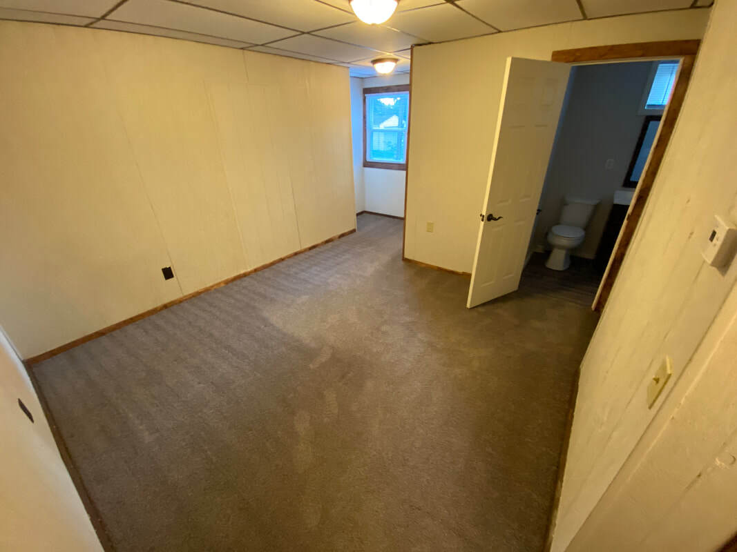 Building Photo - 210 S Hutchinson Ave