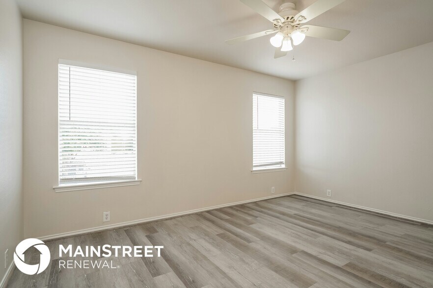 Building Photo - 10648 Traymore Dr