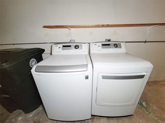 Building Photo - 2243 W Alabama St