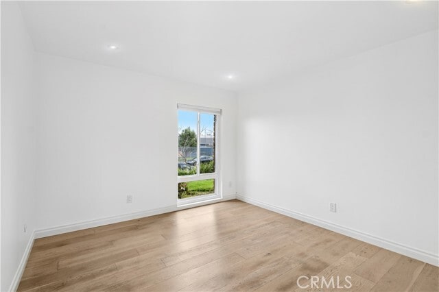 Building Photo - 2010 Barranca