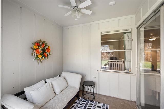 Building Photo - 1415 Moss Rose Cir