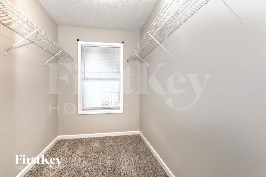 Building Photo - 1132 Mcconaughy Ct