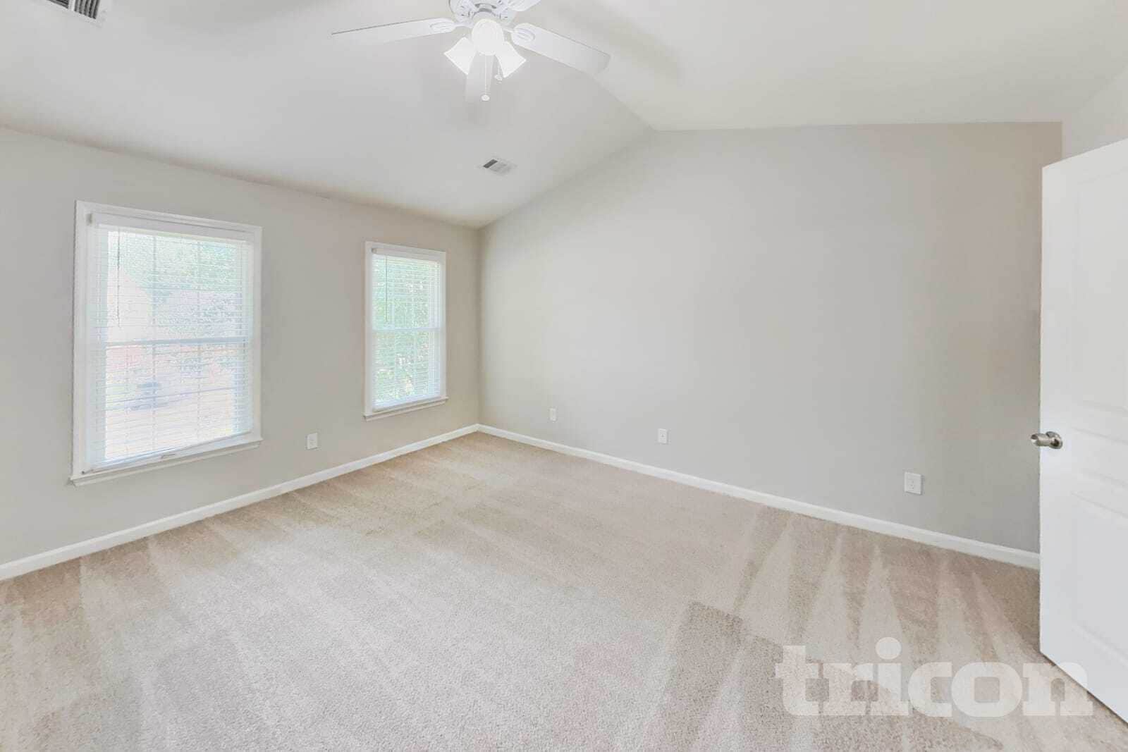 Building Photo - 1267 Buckingham Cir