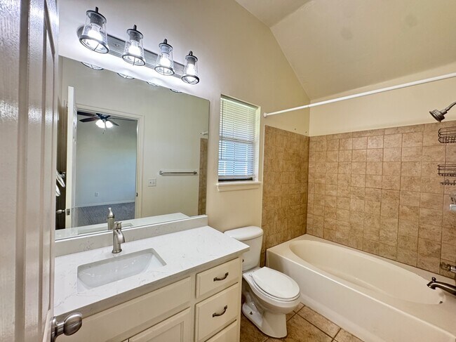 Building Photo - 17609 Gold Dr