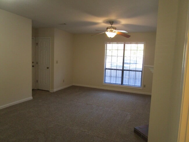 Building Photo - 610 Archdale Dr