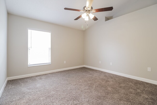 Building Photo - 7661 Harbor Bend Cir