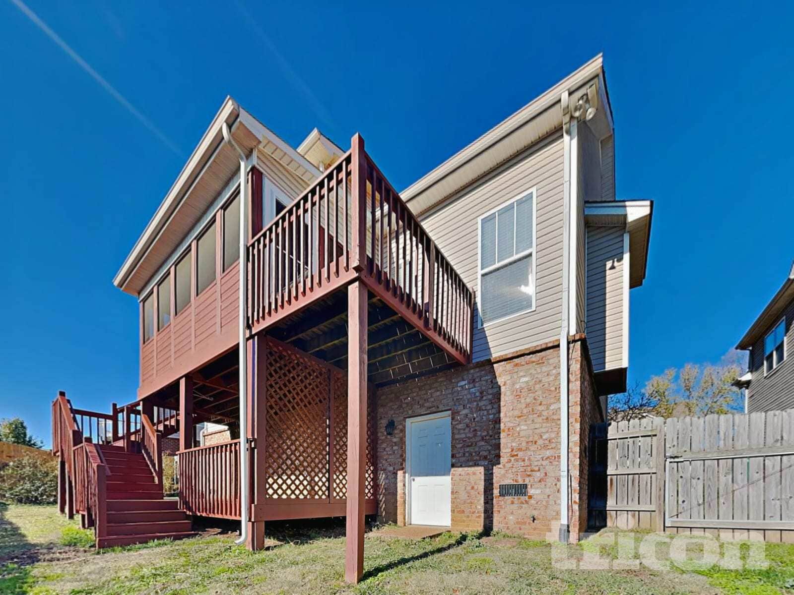 Building Photo - 1638 Zurich Dr