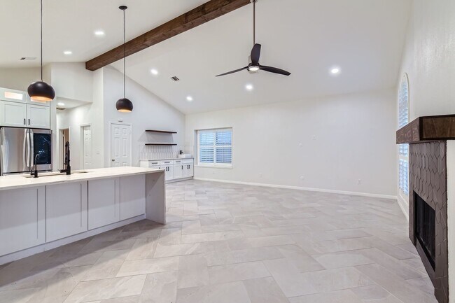 Building Photo - 6428 Old Harbor Ln
