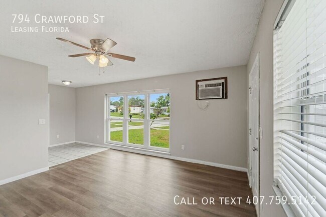 Building Photo - 794 Crawford St