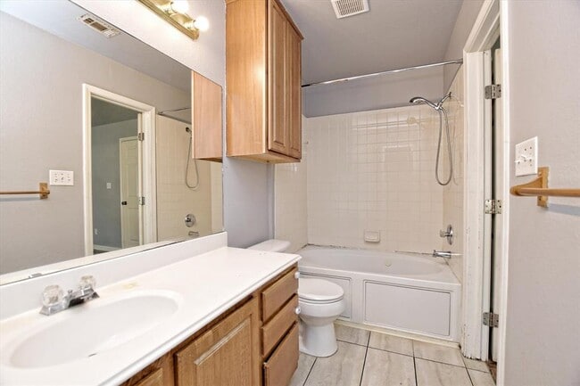 Building Photo - 804 Sable Trail Ct