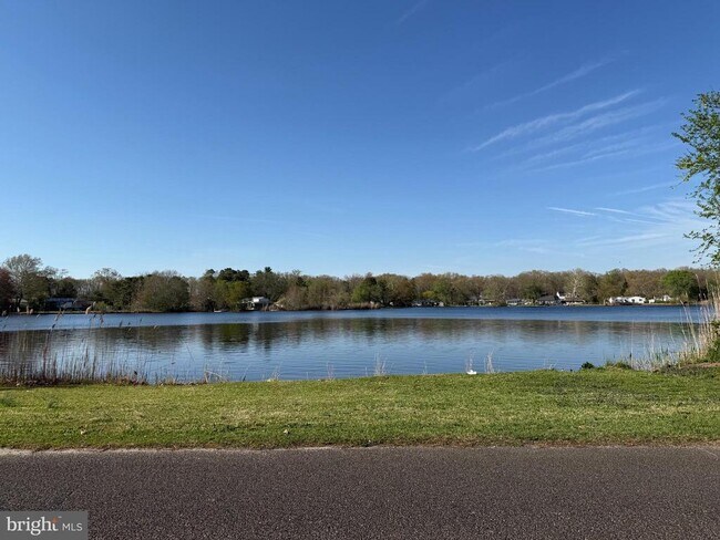 Building Photo - 1452 14th Ave