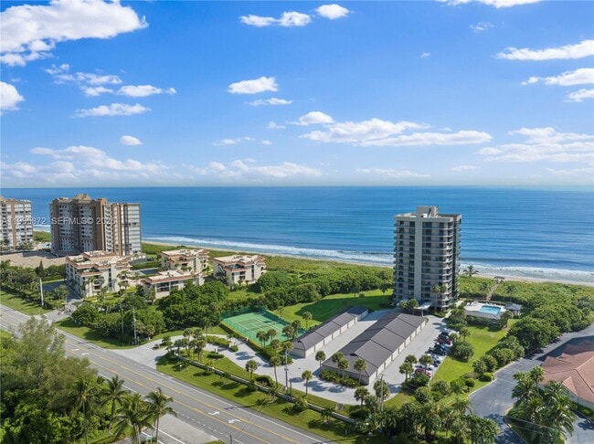 Building Photo - 4000 N Hwy A1A