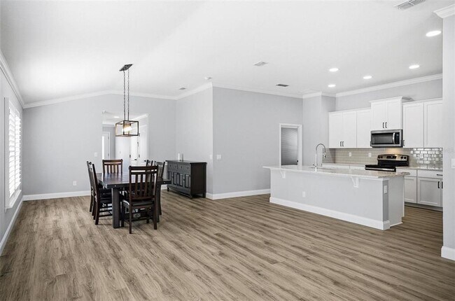 Building Photo - 47 Lumber Jack Trl